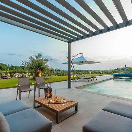 Vila Visignano With Sea & Old Town Views By Adriaticluxuryvillas Visnjan