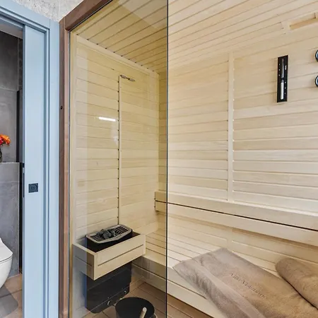 Vila Visignano With Sea & Old Town Views By Adriaticluxuryvillas *